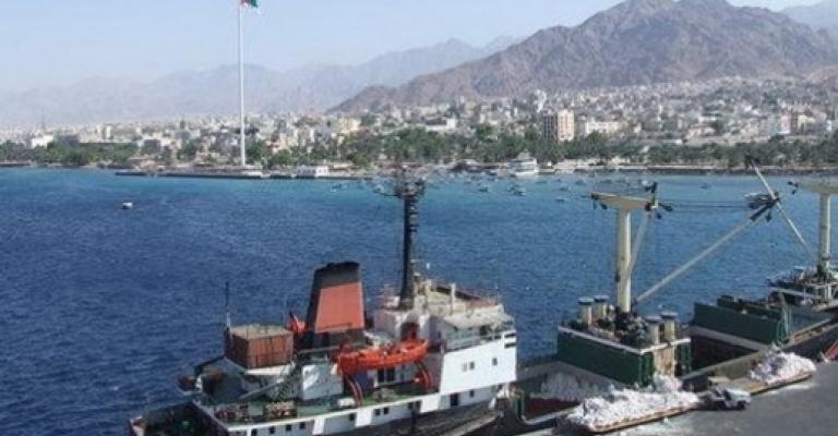 تجاوزات مالية في اللجنة النقابية للعاملين في الميناء تجاوزات مالية في اللجنة النقابية للعاملين في الميناء