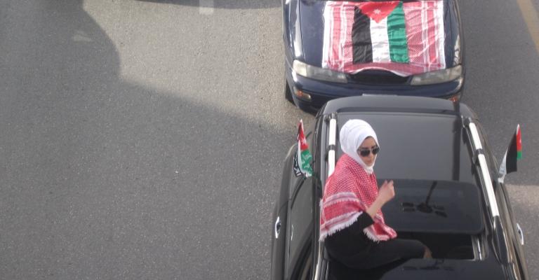 فيديو... مئات السيارات تجوب الطرق تأييدا للملك فيديو... مئات السيارات تجوب الطرق تأييدا للملك