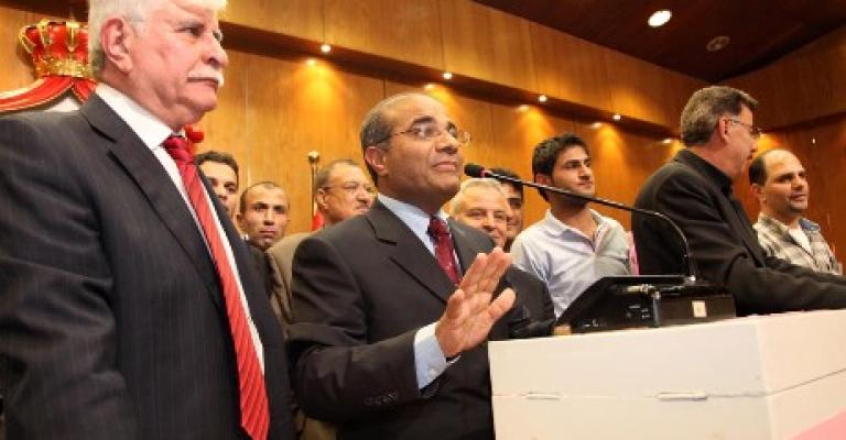 المومني نقيبا للصحفيين والسعايدة الأعلى اصواتا في المجلس المومني نقيبا للصحفيين والسعايدة الأعلى اصواتا في المجلس