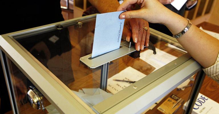 10 أسئلة وأجوبة حول نظام الانتخاب المختلط 10 أسئلة وأجوبة حول نظام الانتخاب المختلط