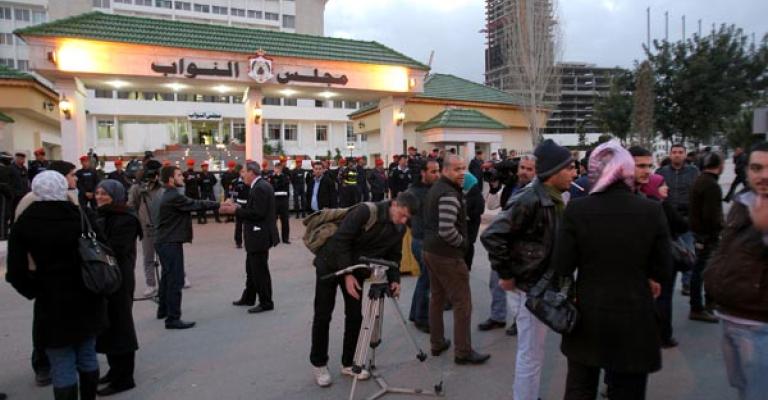 نواب: لجان التحقق ستخرج بنتائج صادمة بقضايا الفساد نواب: لجان التحقق ستخرج بنتائج صادمة بقضايا الفساد