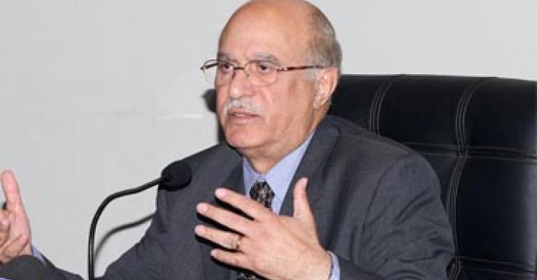 العدوان: إعادة الهيكلة تعالج تشوهات النهج الليبرالي