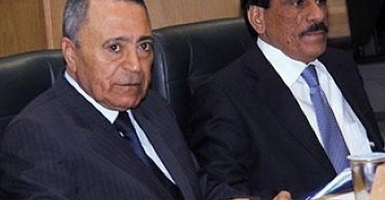 ناشطون: المطلوب استقالة حكومة البخيت وتشكيل حكومة إنقاذ وطني