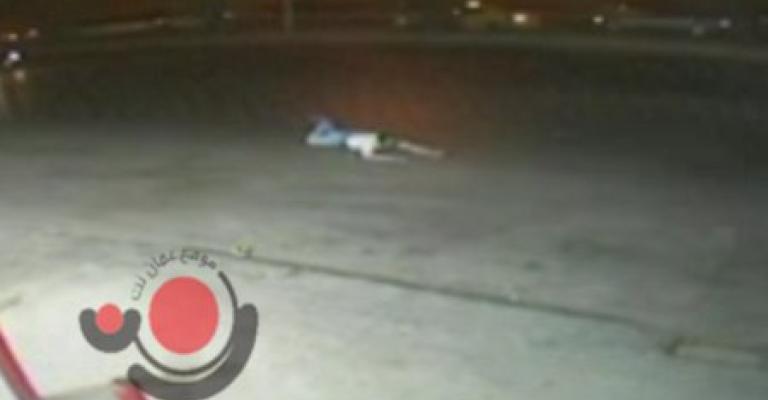 متنفذ يدهس يوسف ويلوذ بالفرار والبحث غير جاري عنه ( فيديو) متنفذ يدهس يوسف ويلوذ بالفرار والبحث غير جاري عنه ( فيديو)