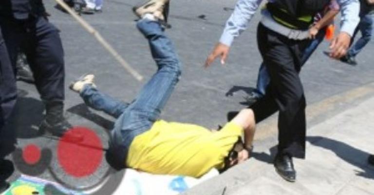 المرصد العمالي: مطالبة نواب بعلاوة لرجال الأمن رسالة سياسية وتحذير للمعتصمين المرصد العمالي: مطالبة نواب بعلاوة لرجال الأمن رسالة سياسية وتحذير للمعتصمين