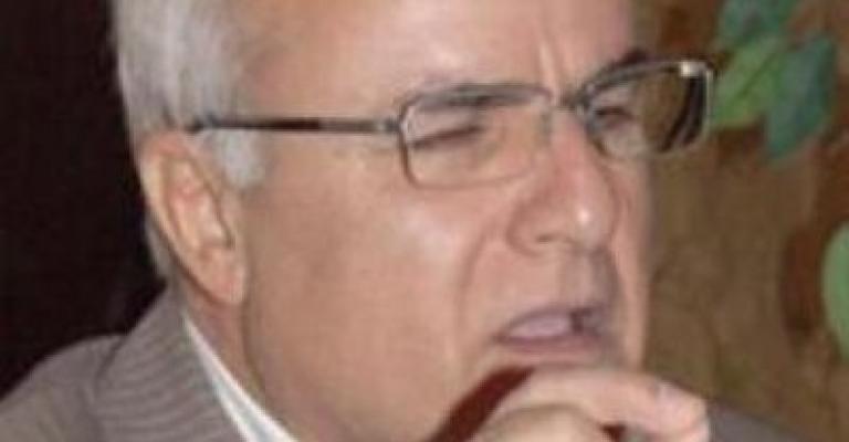 حدادين يدعو إلى حوار بين الحكومة والنواب حول التعديلات الدستورية حدادين يدعو إلى حوار بين الحكومة والنواب حول التعديلات الدستورية