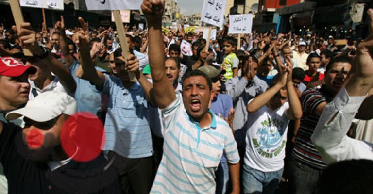 لن تخدعونا.. مسيرات إسلاميه توجه هتافها للملك.. إصلاح وبخيت لا ما بينفع لن تخدعونا.. مسيرات إسلاميه توجه هتافها للملك.. إصلاح وبخيت لا ما بينفع