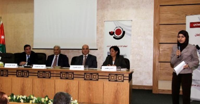 في مناظرة لراديو البلد: حكومة البخيت عدلت مخرجات لجنة الحوار حول النظام الانتخابي في مناظرة لراديو البلد: حكومة البخيت عدلت مخرجات لجنة الحوار حول النظام الانتخابي