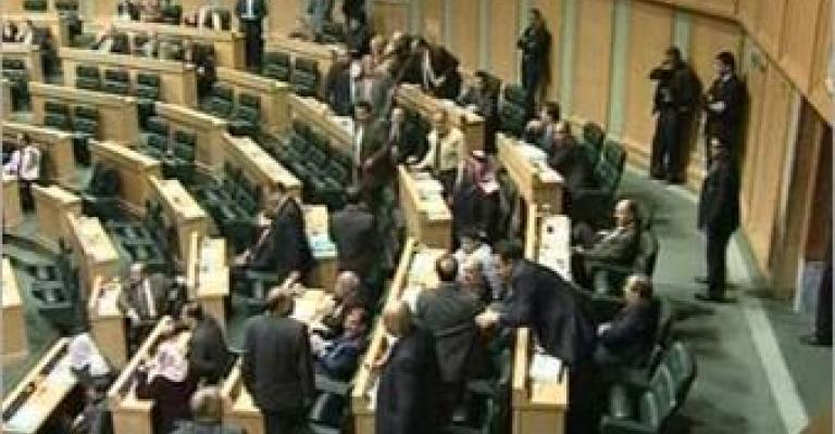 النواب ينتخب لجنته القانونية وخسارة بني مصطفى النواب ينتخب لجنته القانونية وخسارة بني مصطفى