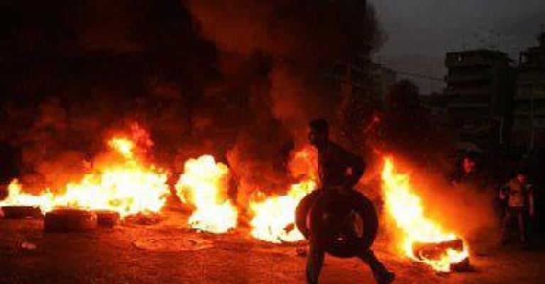 الرمثا: احتجاجات وحرق مؤسسات حكومية بعد موت مواطن بظروف غامضة 