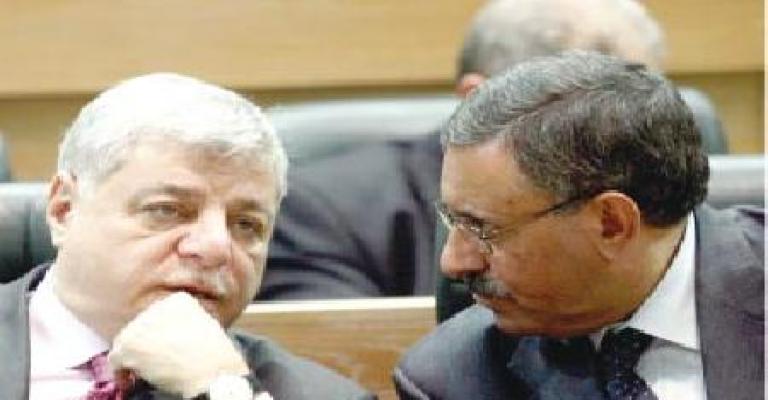 تزايد مطالبات النواب بتعديل الدستور في اليوم اﻷخير من الثقة