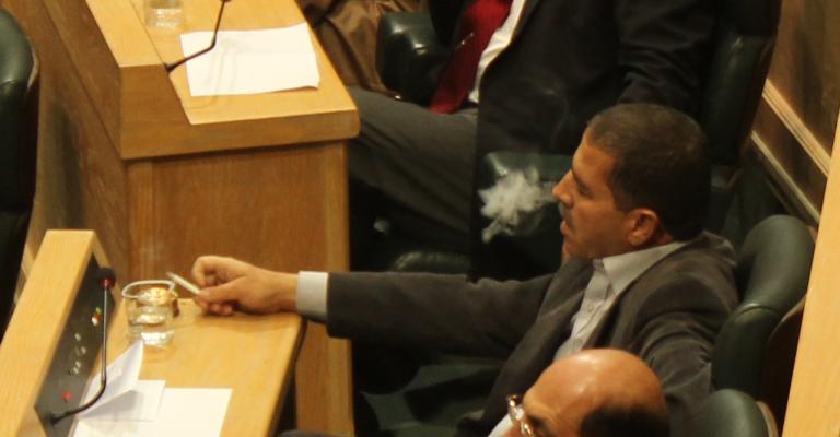 فيديو مهاجمة النائب عبيدات للسعود