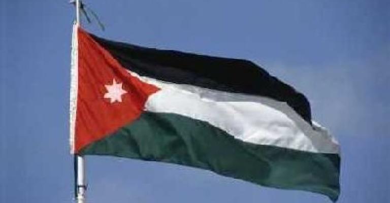 رفع العلم على أطول سارية في مديريات الأمن