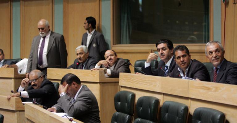 نواب: منح وظائف لنواب في الفوسفات لإفشال جلسة الخصخصة