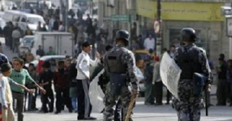 إلى الخلف دور! إلى الخلف دور!