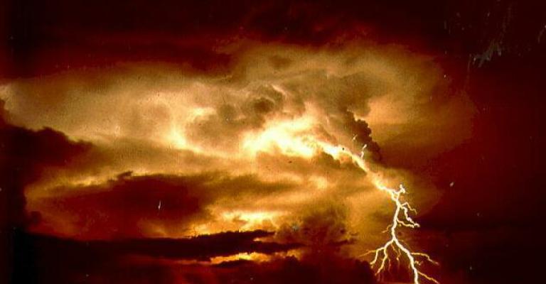 مدرس فيزياء في اربد يتنبأ بيوم القيامة مدرس فيزياء في اربد يتنبأ بيوم القيامة