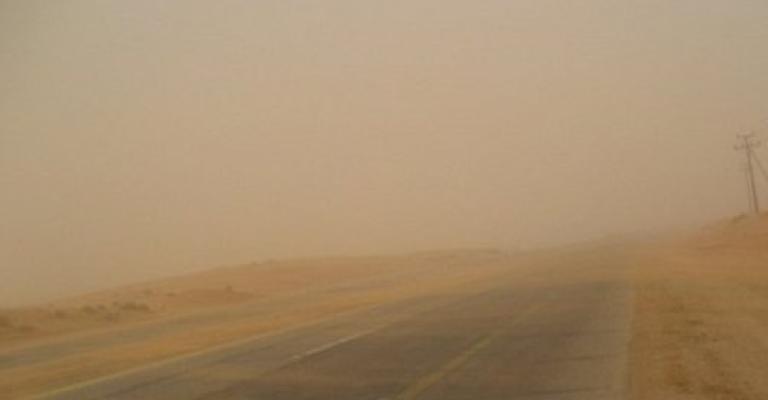 تعليق دوام مدارس عمان الخاصة.. وإغلاقات لبعض الطرق بسبب الغبار