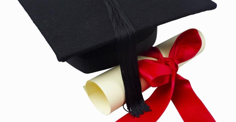 الصرايرة يحصل على دكتوراه أدب انجليزي الصرايرة يحصل على دكتوراه أدب انجليزي