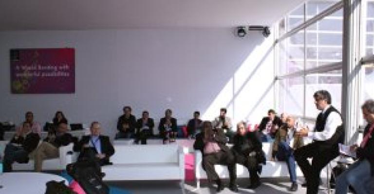 زين تجري مشاريع تطويرية على عملياتها التجارية زين تجري مشاريع تطويرية على عملياتها التجارية