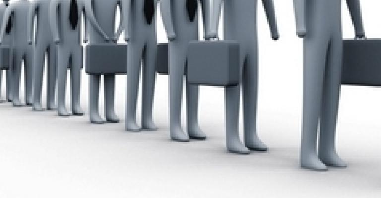 تعيين موظفين بلا مؤهلات