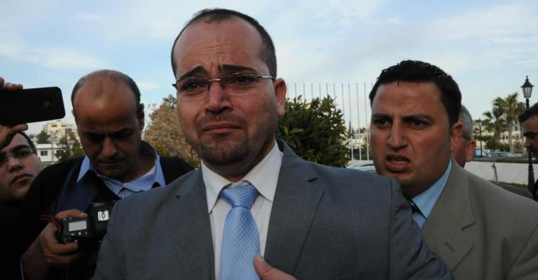 فيديو النائب الشقران يذرف الدموع بعد رفض النواب إحالة الفوسفات للقضاء فيديو النائب الشقران يذرف الدموع بعد رفض النواب إحالة الفوسفات للقضاء