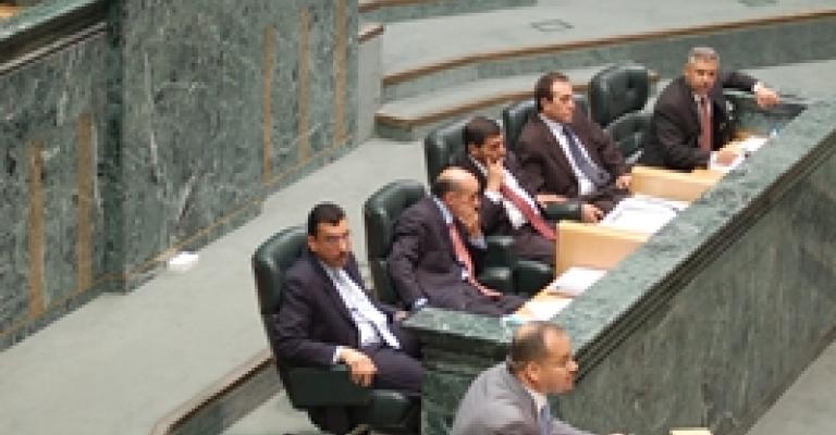 بالفيديو نشر أسماء النواب:”مع وضد” تقرير التحقيق بالفوسفات