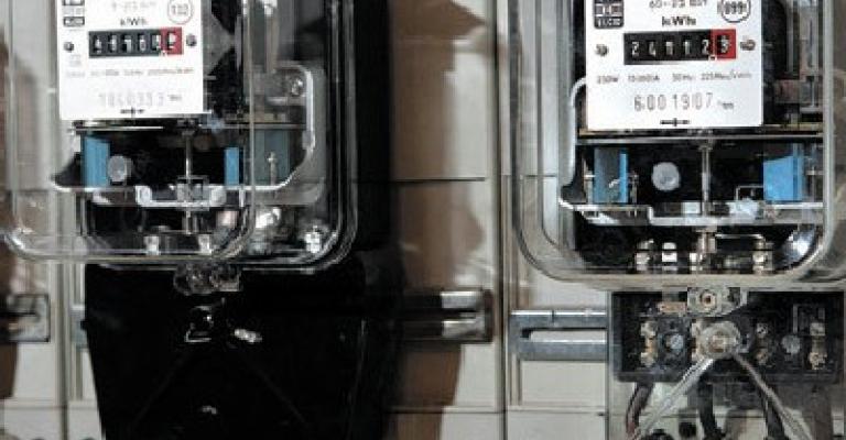 نقابيون يطالبون الحكومة اشراكهم بقرار تعديل الكهرباء في أيار نقابيون يطالبون الحكومة اشراكهم بقرار تعديل الكهرباء في أيار