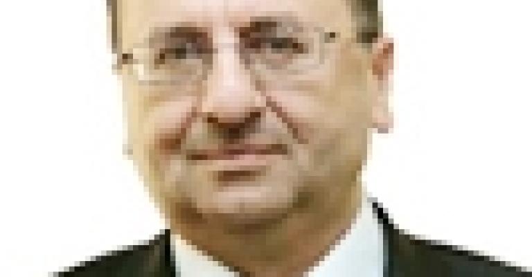 الحكومة في "موت سريري" والتجربة أغلقت ملف "القاضي الدولي" الحكومة في "موت سريري" والتجربة أغلقت ملف "القاضي الدولي"