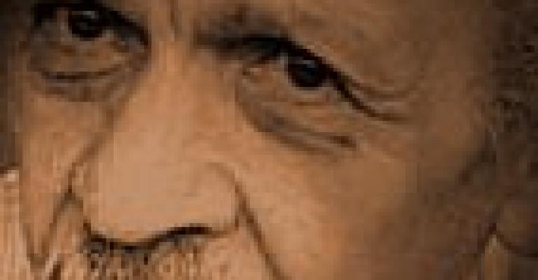 رابطة الكتاب تتضامن مع الشاعر نجم 