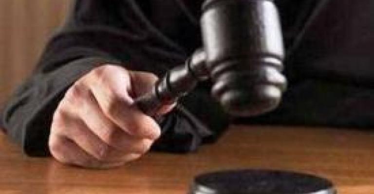 الأشغال الشاقة لقاتلي جدتهما بقصد سرقتها الأشغال الشاقة لقاتلي جدتهما بقصد سرقتها