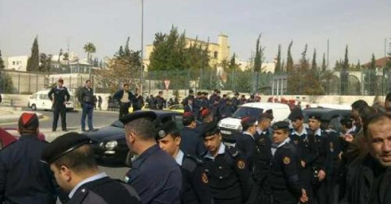 إدانة حزبية وشعبية لفض اعتصام الرئاسة