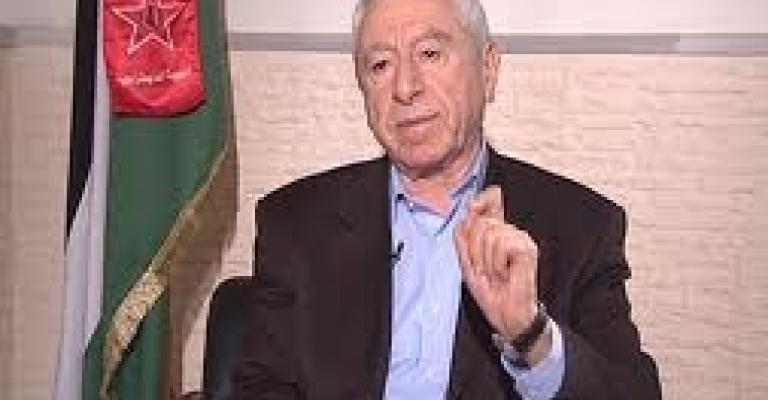 حواتمة محاضرا في منتدى الفحيص 