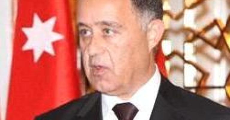 وزير المياه يتخلى عن جنسيته الأجنبية