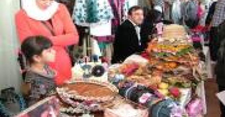 بازار على قلبك لدعم المرأة بازار على قلبك لدعم المرأة