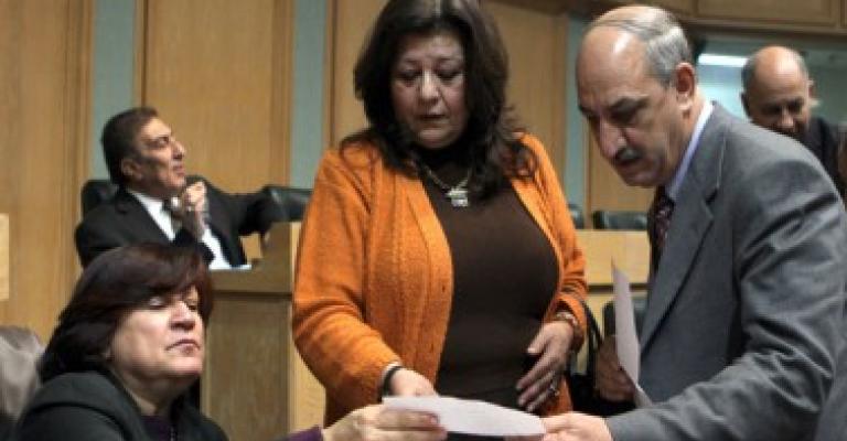 الروسان تهاجم أمير قطر وابو السكر..والدغمي يشطب الاساءات الروسان تهاجم أمير قطر وابو السكر..والدغمي يشطب الاساءات