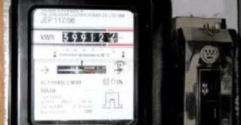 رفع الكهرباء يلغي عروض شركات الاتصالات