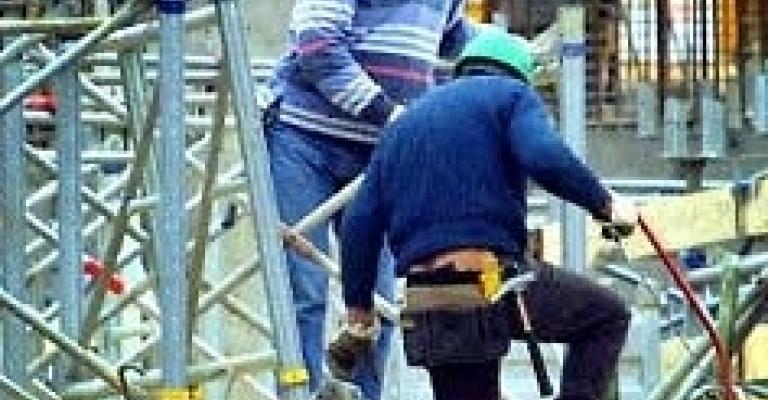 جهود مشتركة للحد من الاصابات المهنية جهود مشتركة للحد من الاصابات المهنية