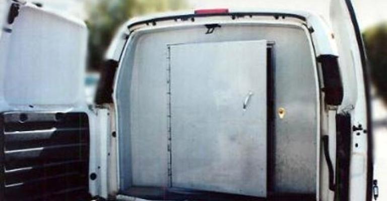 تعطل سيارة اموال في الشميساني تعطل سيارة اموال في الشميساني