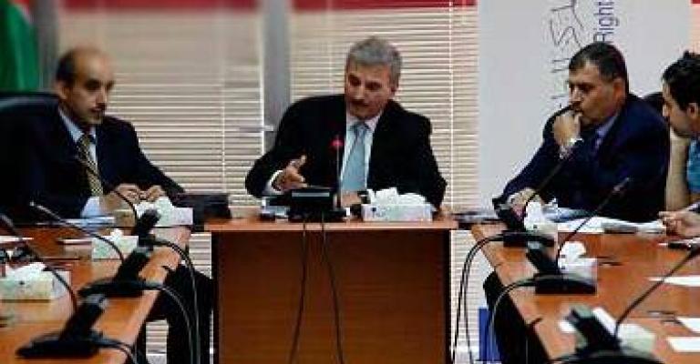 بريزات ينتقد تقارير الوطني السابقة بريزات ينتقد تقارير الوطني السابقة