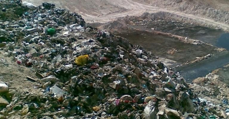 حريق مفتعل في مكب الاكيدر للنفايات حريق مفتعل في مكب الاكيدر للنفايات