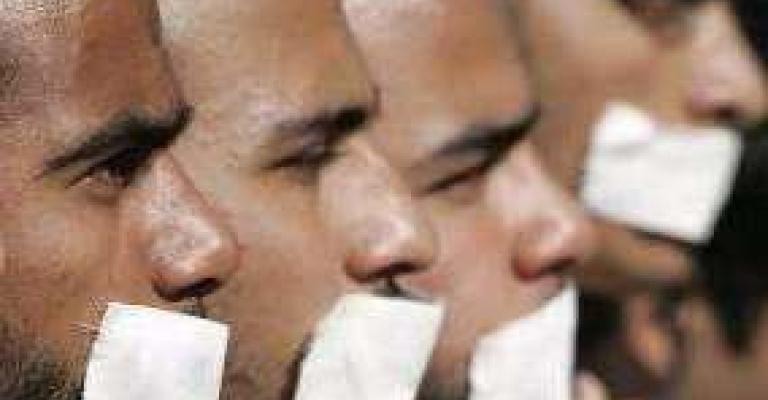 الوحدة: لا لسياسة تكميم الأفواه الوحدة: لا لسياسة تكميم الأفواه