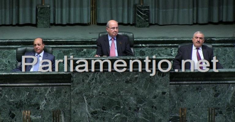 فيديو: مجلس الاعيان يقر قانون المطبوعات كما ورد من النواب فيديو: مجلس الاعيان يقر قانون المطبوعات كما ورد من النواب