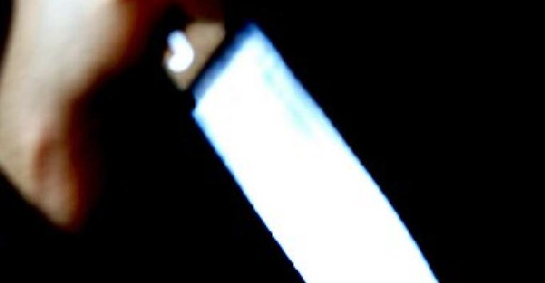 الاعدام لشاب قتل زميله بواسطة موس الاعدام لشاب قتل زميله بواسطة موس