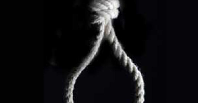 الاعدام لأب اغتصب ابنته البالغة 17 عاما الاعدام لأب اغتصب ابنته البالغة 17 عاما