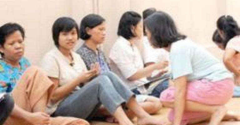 113 حالة تسمم داخل السفارة السيريلانكية 113 حالة تسمم داخل السفارة السيريلانكية