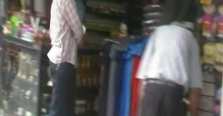 تجار يتشكون ضعف الحركة الشرائية قبيل العيد – فيديو 