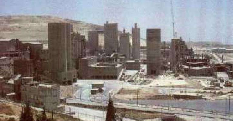 الفحيص: المجلس البيئي يطالب بإعلان موعد لرحيل الاسمنت الفحيص: المجلس البيئي يطالب بإعلان موعد لرحيل الاسمنت