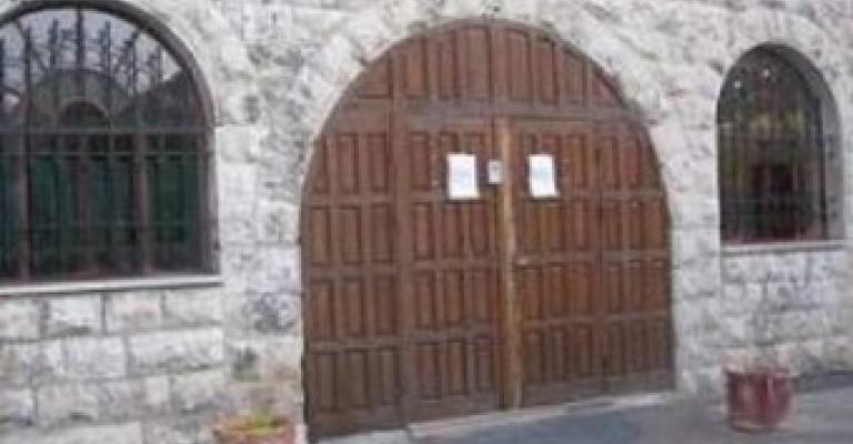 انقذوا مسرح الحكواتي انقذوا مسرح الحكواتي