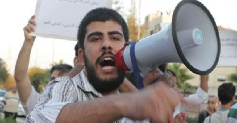 توجيه تهمة مناهضة نظام الحكم للمسامرة توجيه تهمة مناهضة نظام الحكم للمسامرة