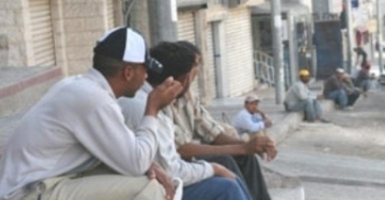 حملة تفتيش بحق الوافدين تثير استياءً حقوقيا حملة تفتيش بحق الوافدين تثير استياءً حقوقيا